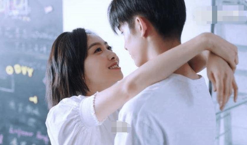 他在抖音电商“寻找同行者”,将小众羊粪肥卖成“爆款”