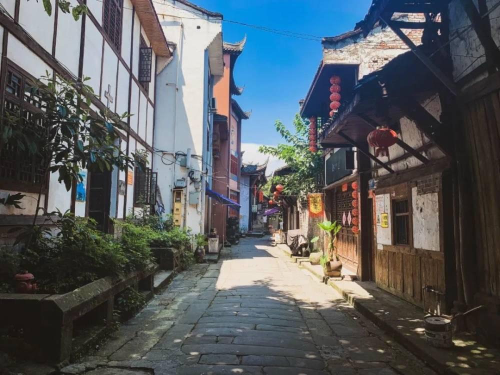 阳台吊顶用什么材料好-专业问答社区